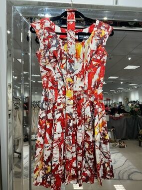 SAMANTHA SUNG Abstract Print Fit-and-Flare Dress in Red and White
